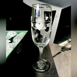 Eamon Glass Dublin CLADDAGH Champagne Flutes